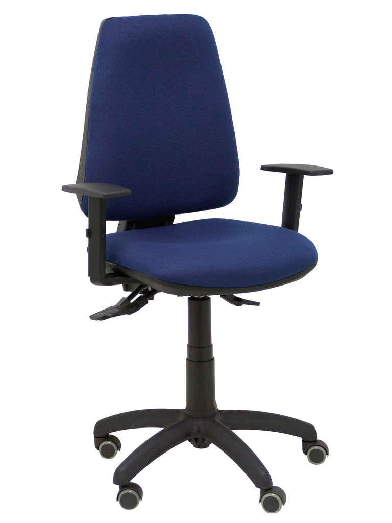 Silla Elche S bali azul marino brazos regulables ruedas de parqu