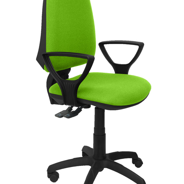 Silla Elche S bali verde pistacho brazos fijos